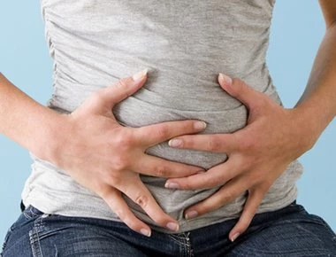 Φούσκωμα στην κοιλιά: Γιατί συμβαίνει- Τι να φάτε για να φύγει